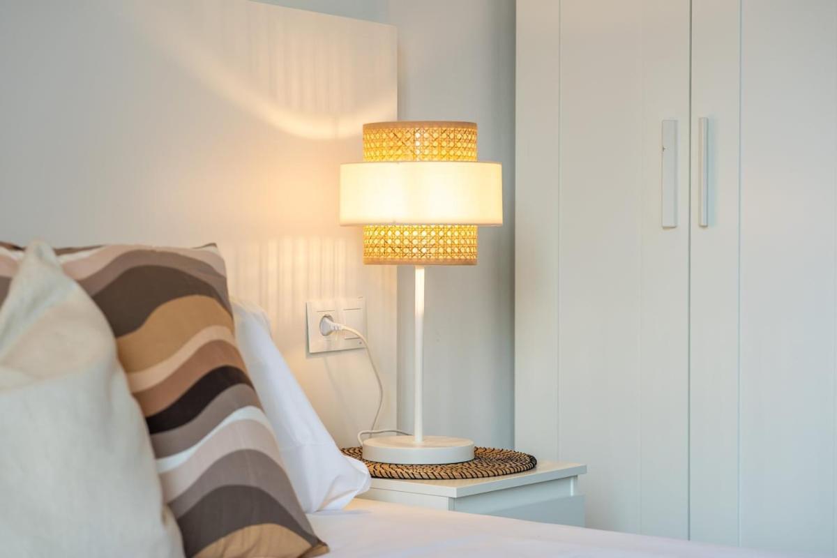 Lodging Apartments Liceu G1 Barcelona Eksteriør bilde