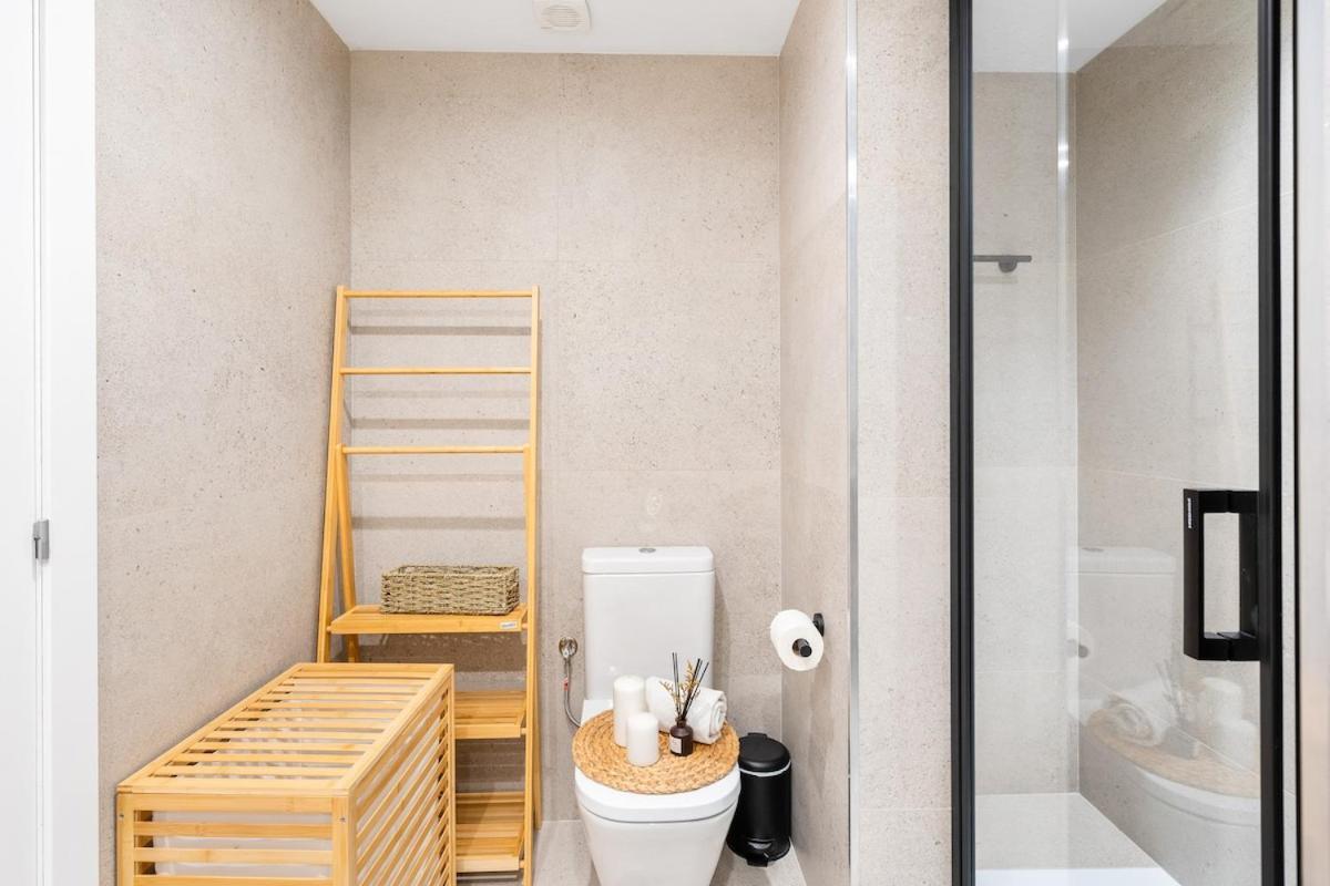 Lodging Apartments Liceu G1 Barcelona Eksteriør bilde